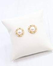 Raize Embellished Pearl Earring Gold
