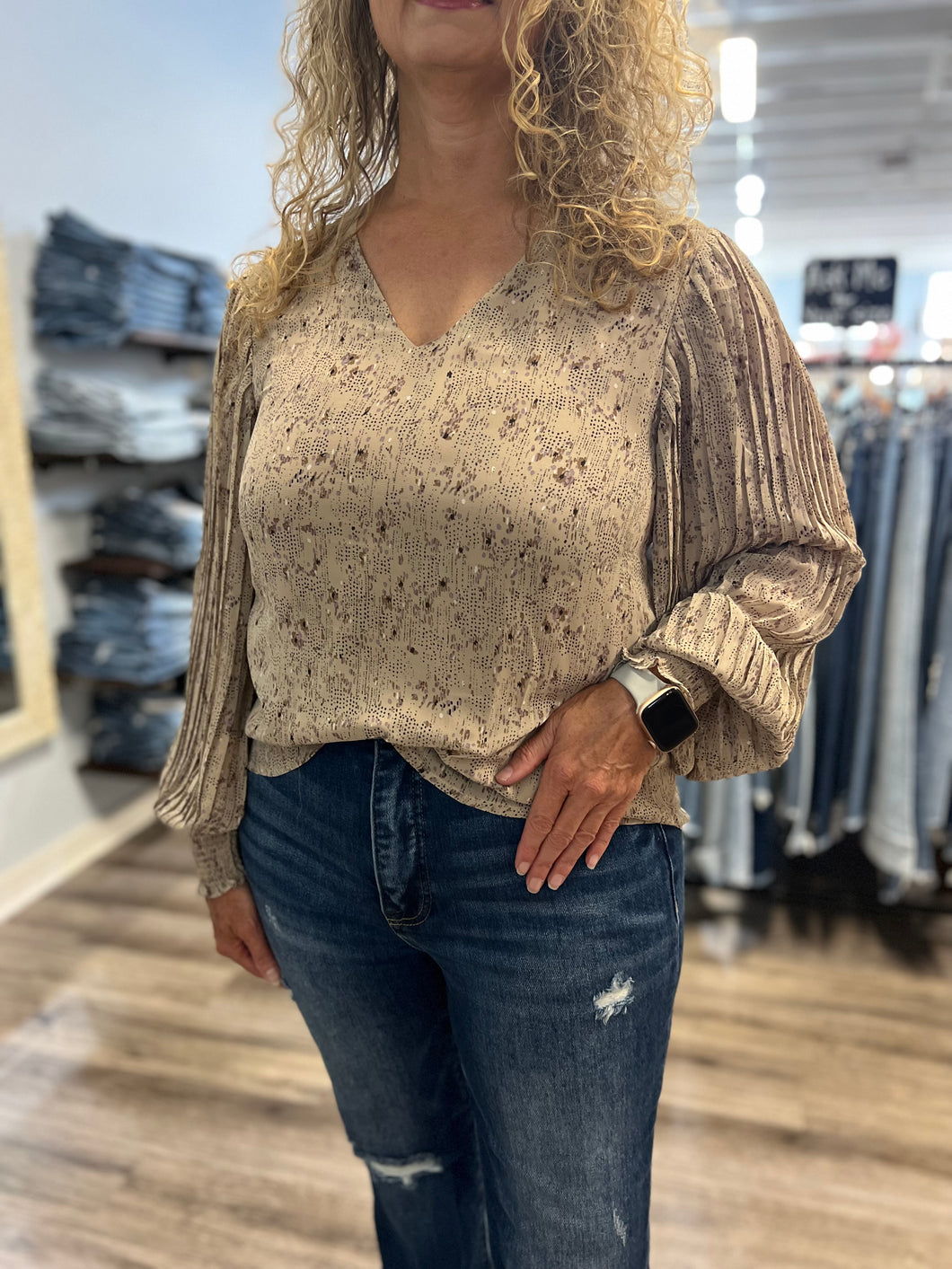 "A lot More Free" Printed Top