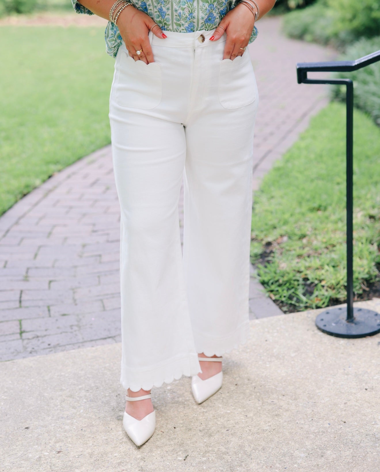 “Sweetheart” Scalloped Pants