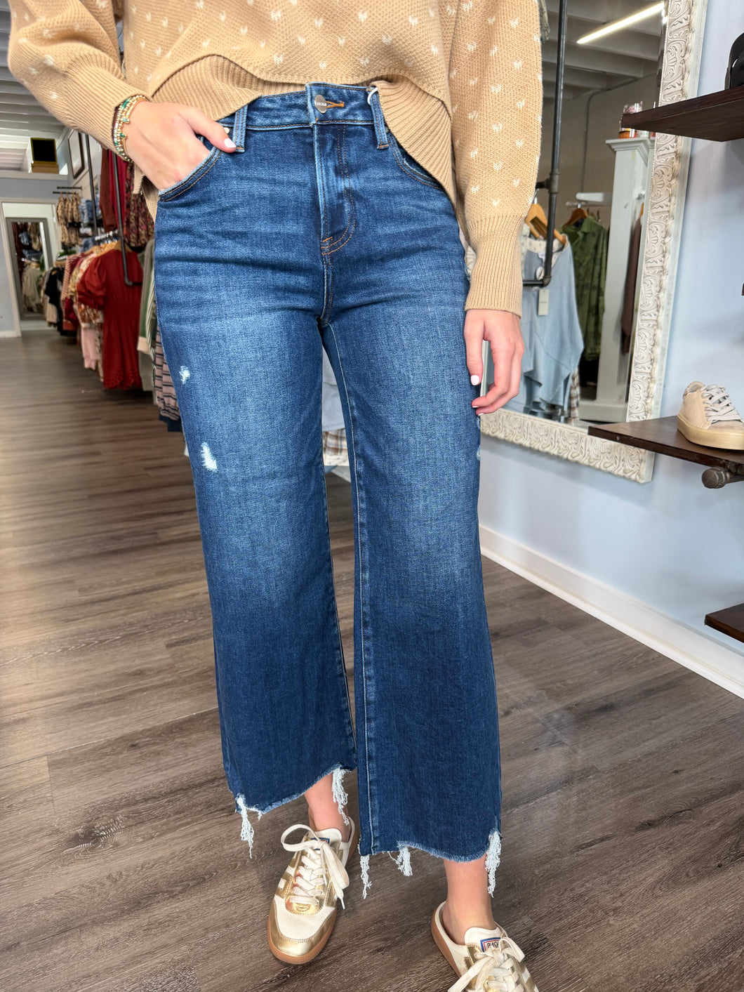 "Monna" Dark Cropped Denim