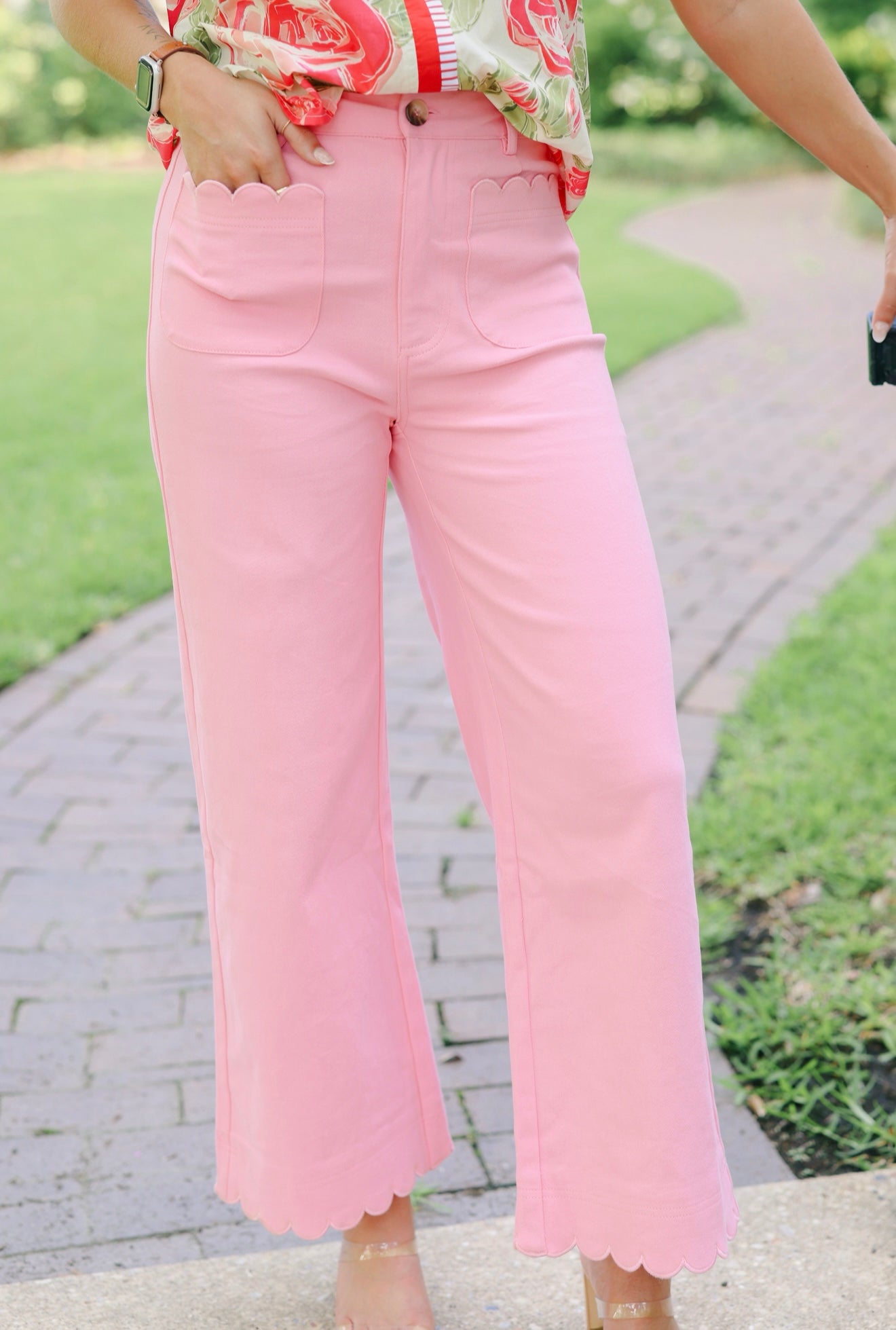 “Sweetheart” Scalloped Pants