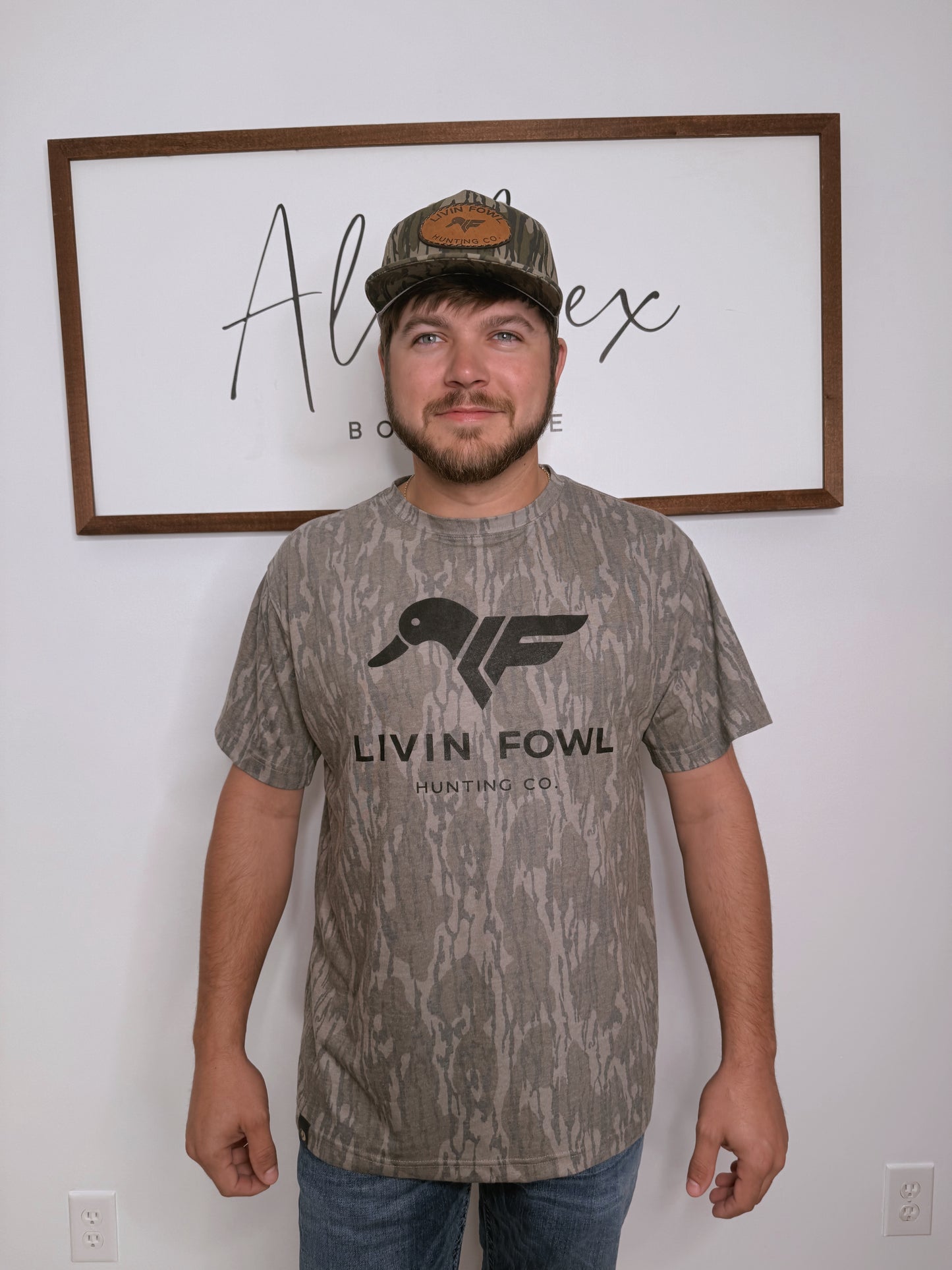 Livin Men’s Mossy Oak Tee