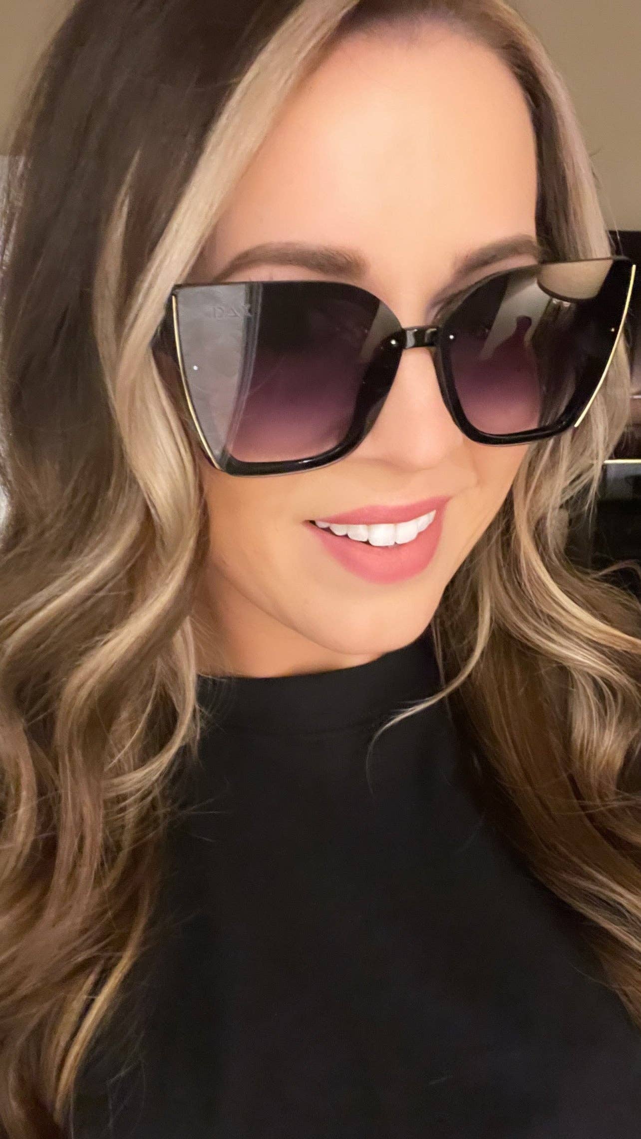 DAX Eyewear: Athena